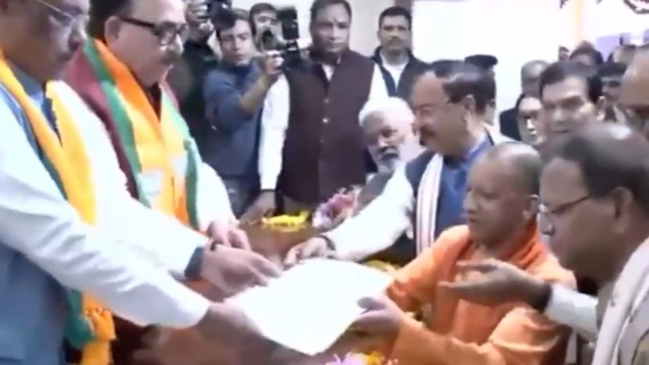 यूपी बीजेपी अध्यक्ष: पंकज चौधरी ने दाखिल किया नामांकन, इन बड़े नेताओं का मिला समर्थन