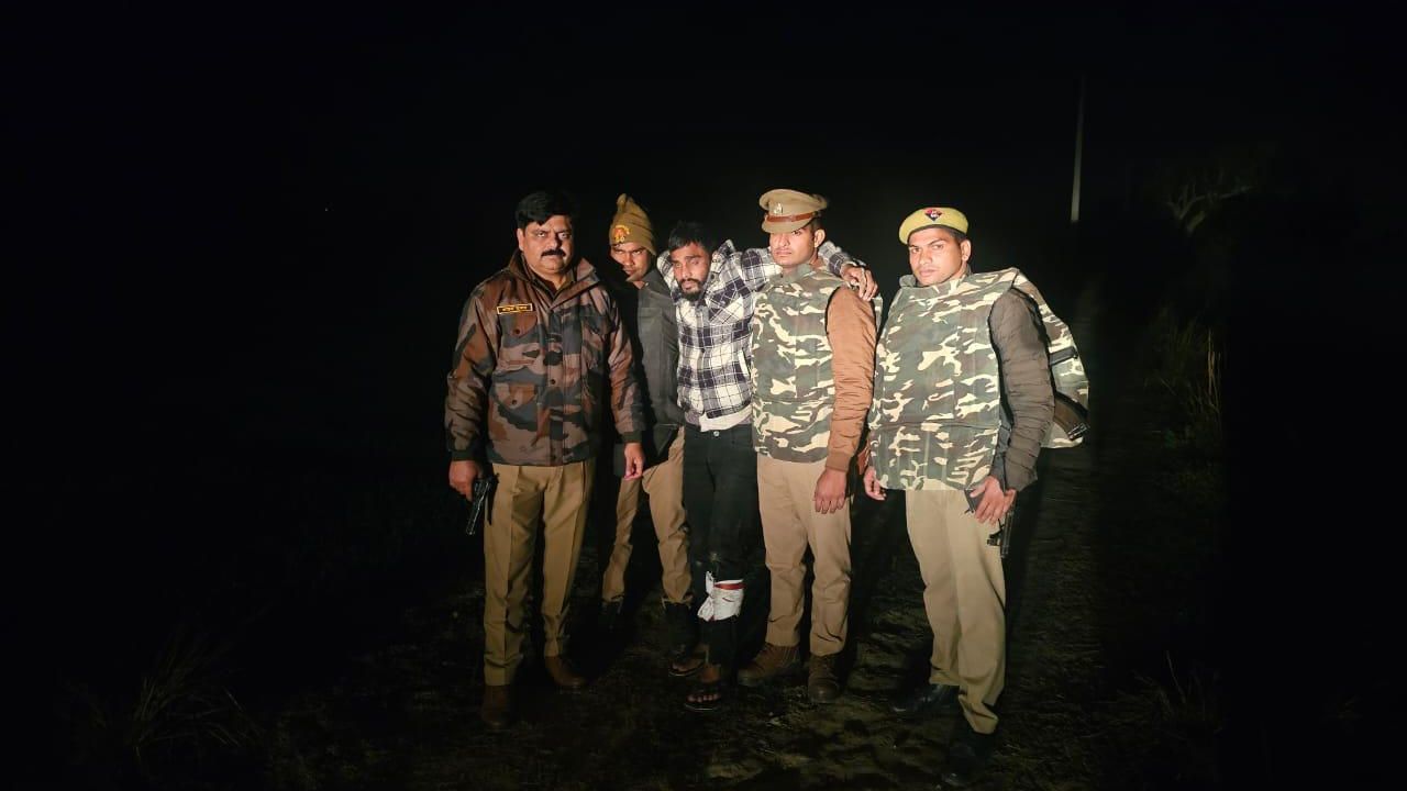 बलिया में टॉर्च की रोशनी में रातभर चली तलाश, पुलिस मुठभेड़ में अपहरणकर्ता गिरफ्तार; जानें अंदर का पूरा मामला