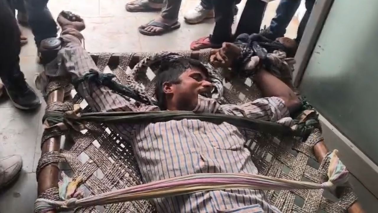 अलीगढ़ का अजब किस्सा, ग्रामीणों ने युवक को बांधा चारपाई से; गांव में मचा हड़कंप
