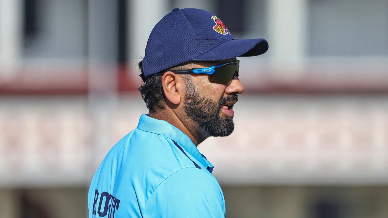 रोहित शर्मा के पैर छूते दिखा सिक्किम खिलाड़ी? जानिए क्या है वायरल वीडियो की सच्चाई