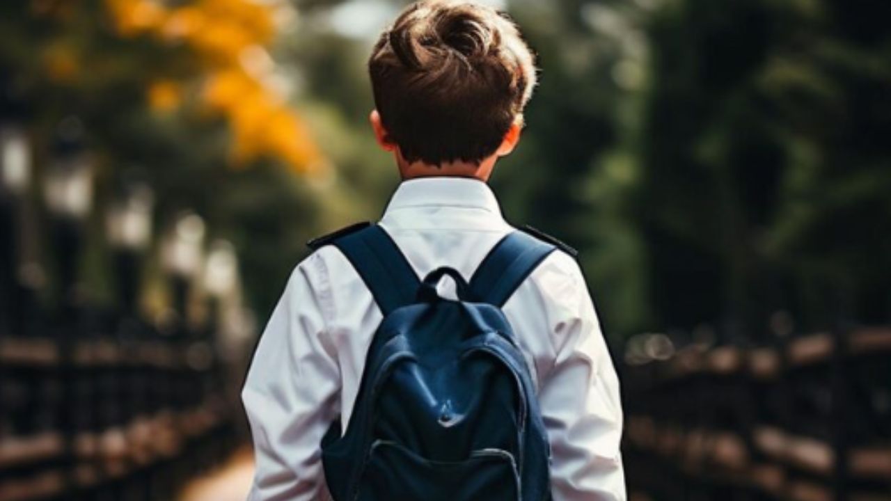 पुणे की प्राइवेट क्लास में डरावनी वारदात: स्टूडेंट ने साथी का काटा गला, गैंगवॉर की आशंका