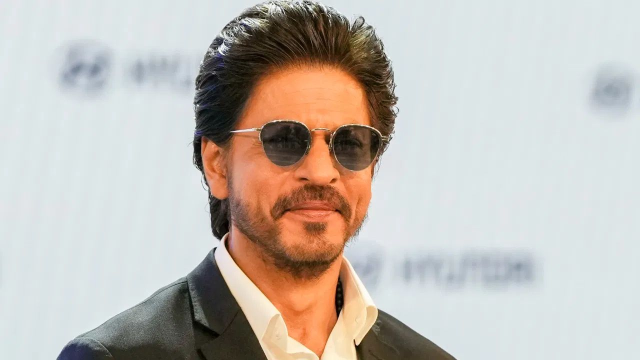 SRK फैंस के लिए खुशखबरी, पठान 2 हुई ऑफिशियली कंफर्म; जानें कब शुरू होगी शूटिंग?