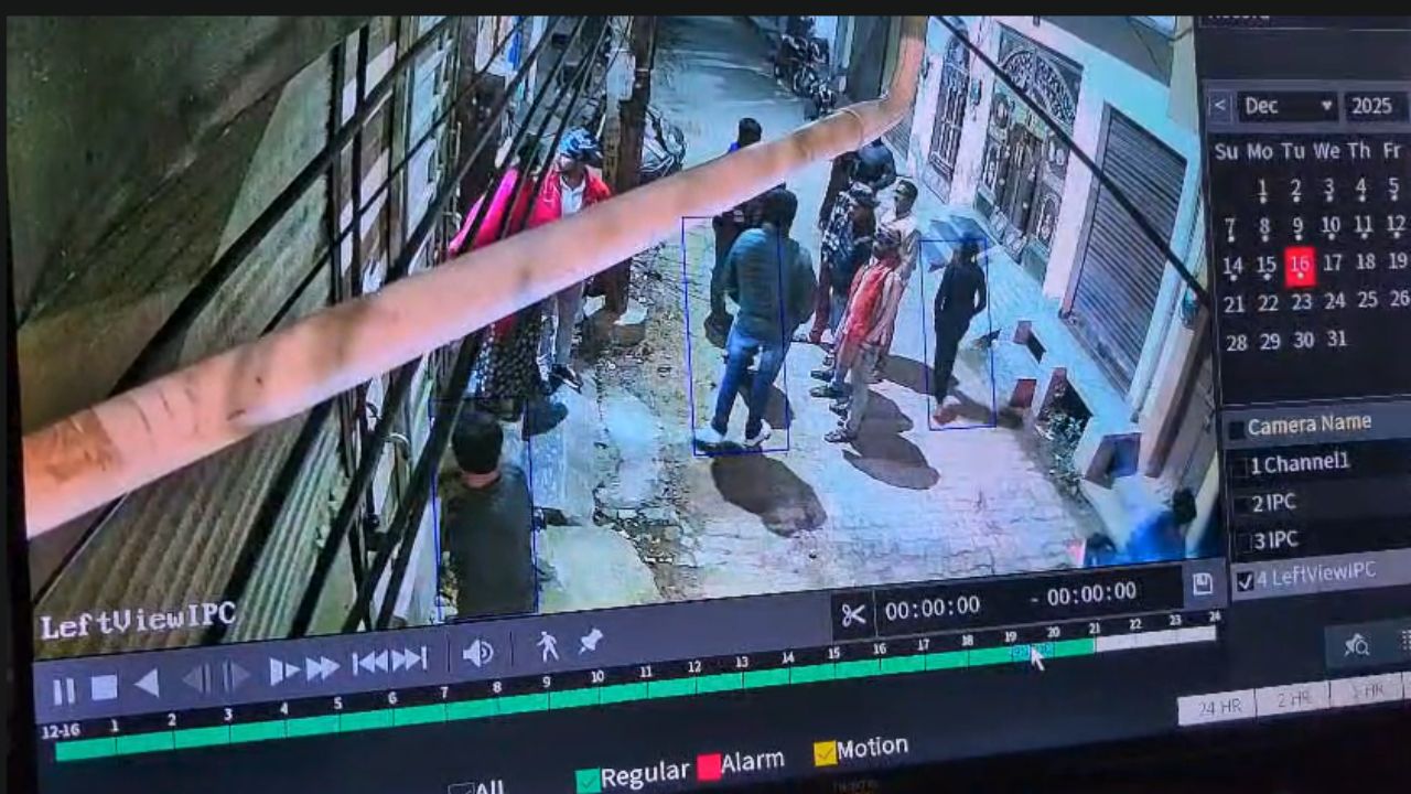 मैनपुरी में समाजसेवी पर घातक हमला: घर में घुसकर किया लाठी-डंडों से प्रहार, पढ़ें पूरा मामला