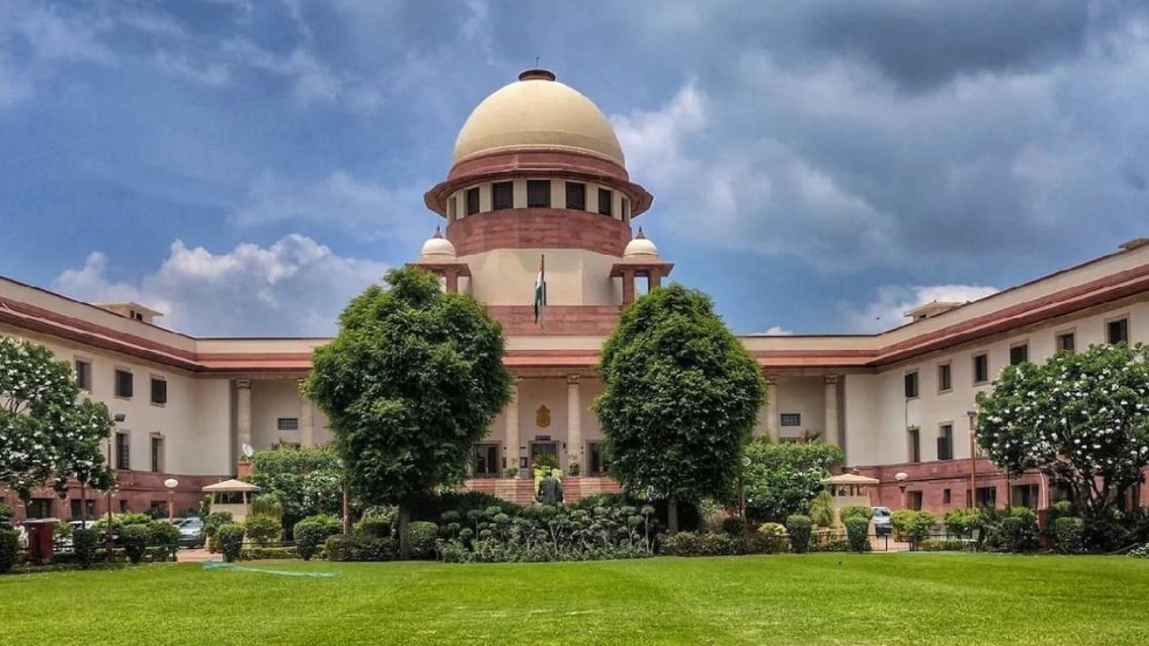 अरावली पर वर्षों पुराना विवाद, क्या सुप्रीम कोर्ट से मिलेगा जवाब? जानिए आज की सुनवाई पर क्यों टिकी सबकी निगाहें