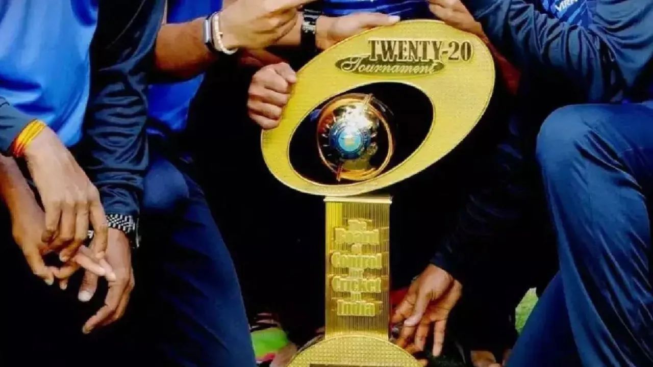 क्रिकेट पर मंडराया ‘मैच फिक्सिंग’ का खतरा! भारत के 4 खिलाड़ी हुए सस्पेंड; जानें पूरा मामला