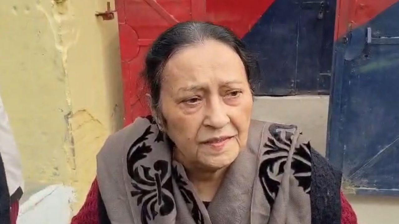 रामपुर जेल में आजम खान से परिवार ने की मुलाकात, पत्नी ने कहा- तबीयत खराब है