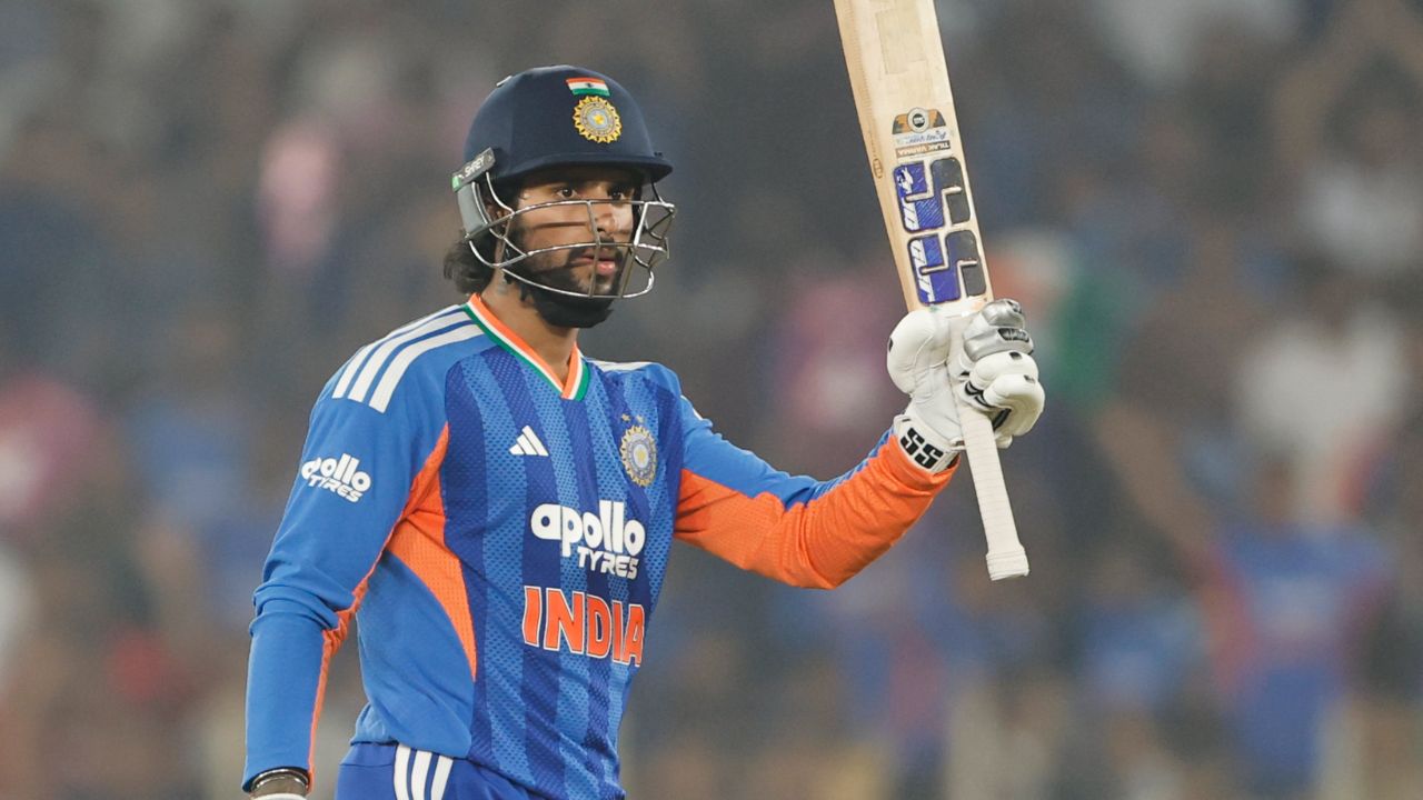 तिलक वर्मा ने महज 10 मैच खेलकर हिटमैन को छोड़ा पीछे, साल के आखिरी मुकाबले में मचाया धमाल