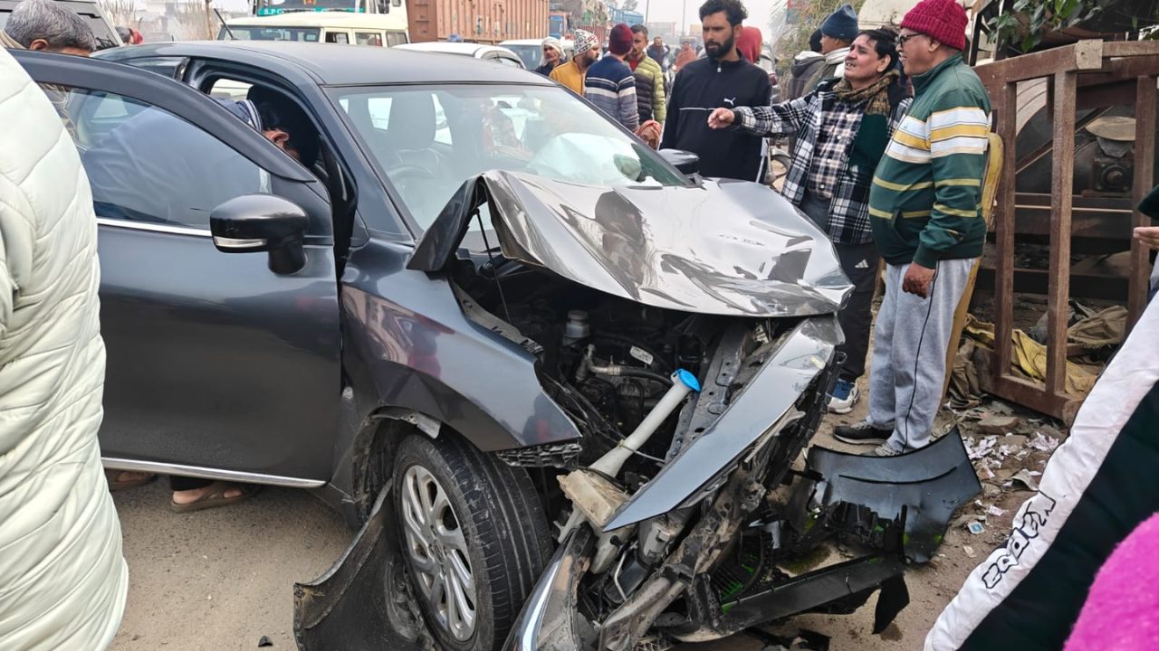 Meerut Road Accident: मेरठ-करनाल हाईवे पर भीषण सड़क हादसा, दो कारों की आमने-सामने टक्कर; कई घायल
