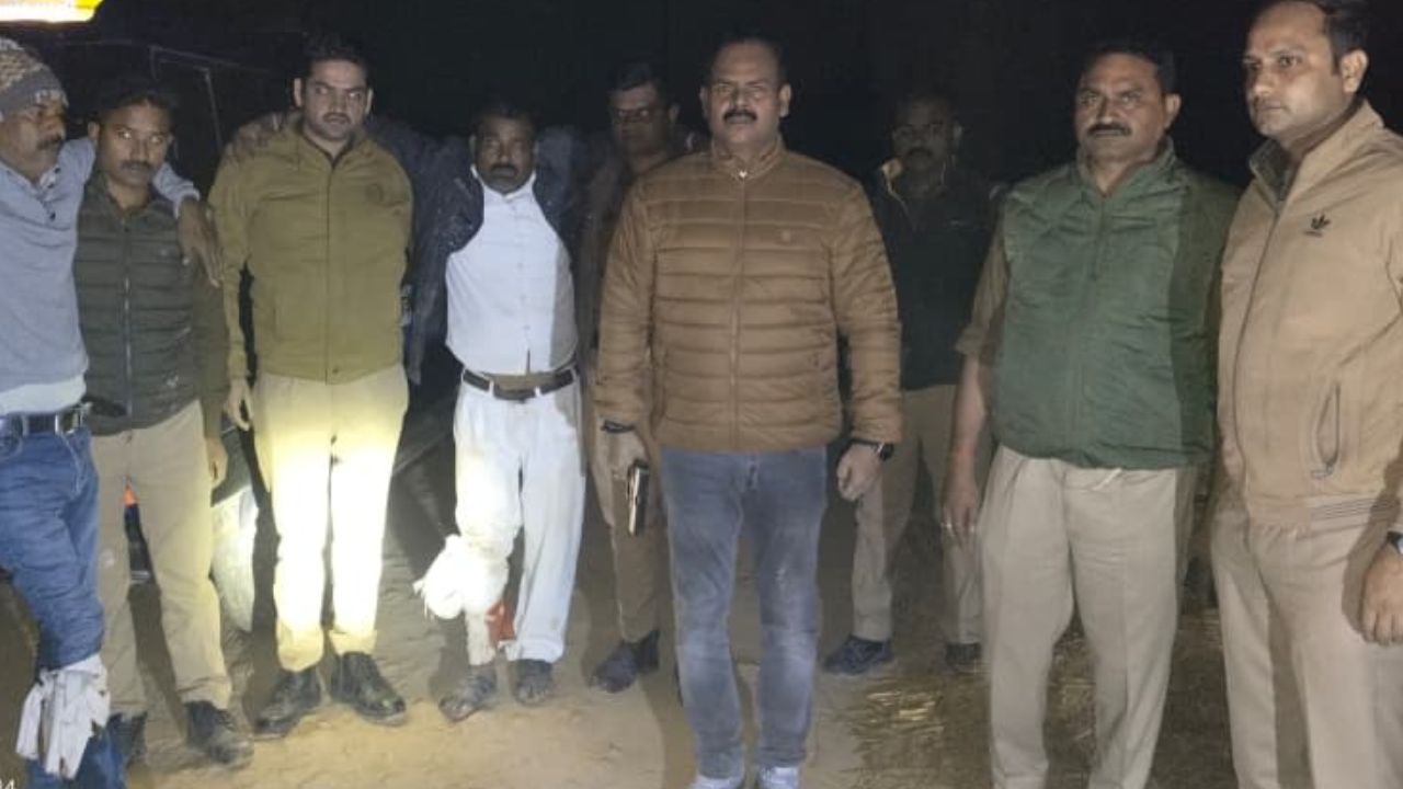 Kaushambi News: गौकशी के आरोपियों पर पुलिस की कार्रवाई, तीन गिरफ्तार