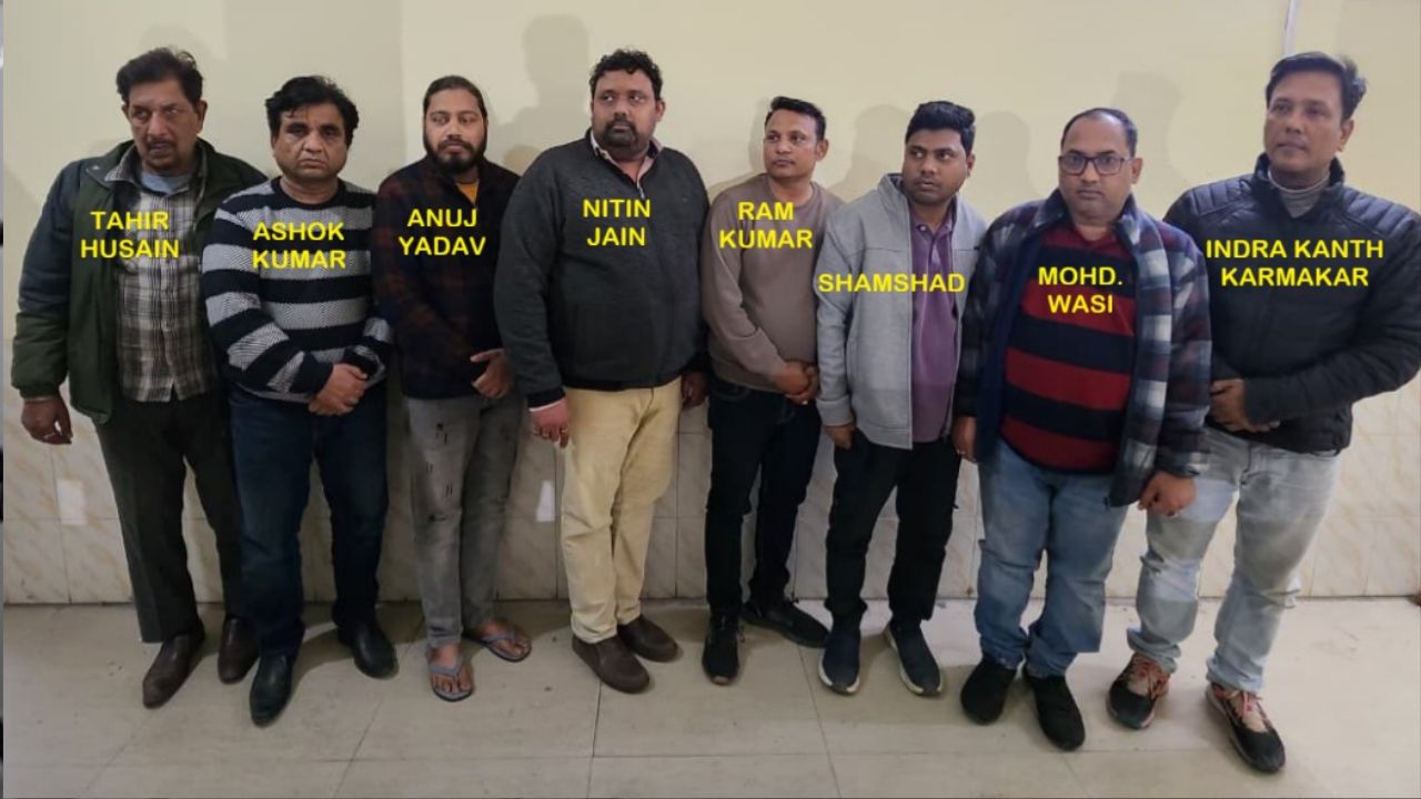 फर्जी दस्तावेज के नाम पर 100 करोड़ का होम लोन! UP STF ने नोएडा से किया गिरोह का पर्दाफाश