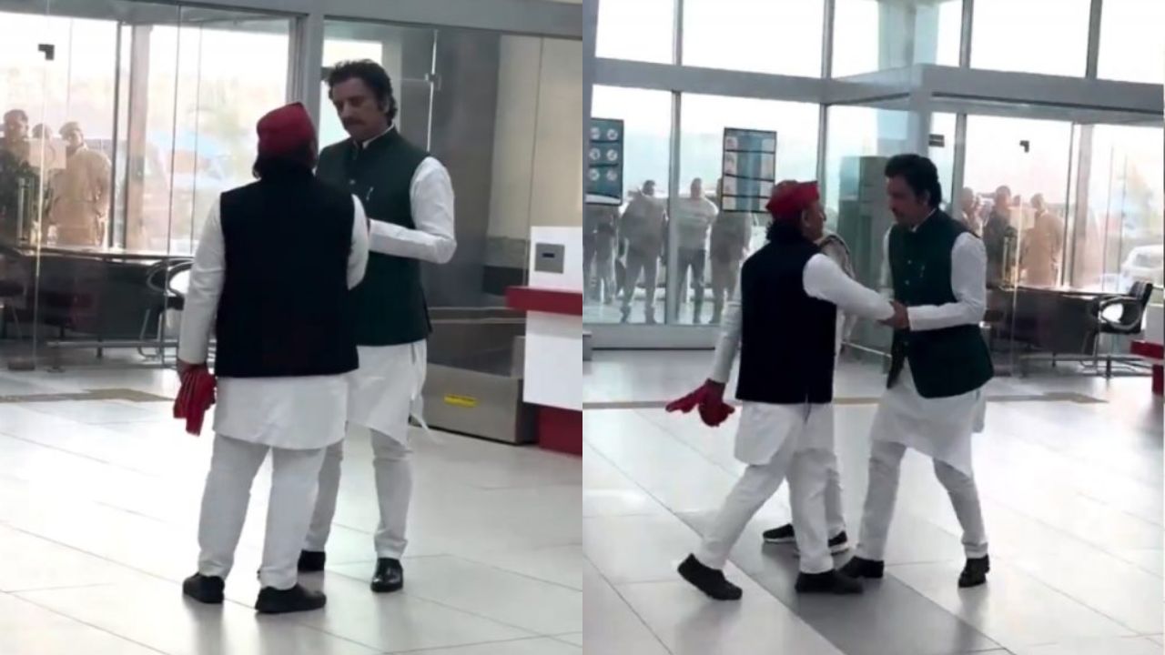 VIDEO वायरल: एयरपोर्ट पर सपा प्रमुख अखिलेश यादव को हाथ पकड़कर किनारे ले गए मनोज चौधरी, बढ़ी राजनीतिक हलचल