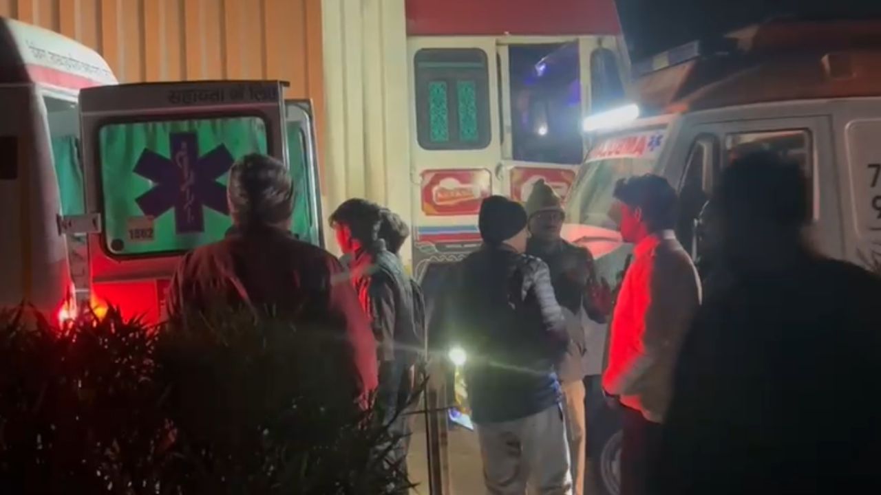 Video: लखनऊ-प्रयागराज हाईवे पर दहशत भरी रात, दो हादसों ने दहलाया रायबरेली