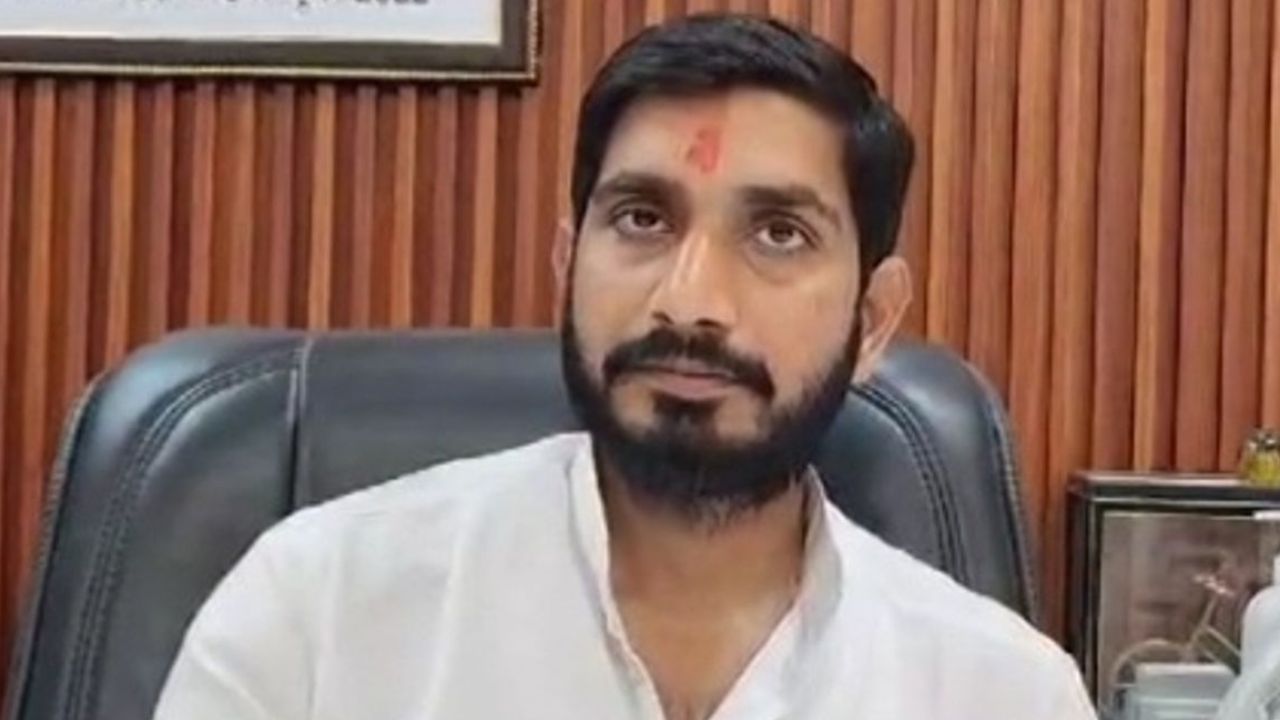 सपा सांसद आदित्य यादव ने लोकसभा में उठाया बड़ा मुद्दा, कहा- इससे देश का भविष्य होगा बेहतर