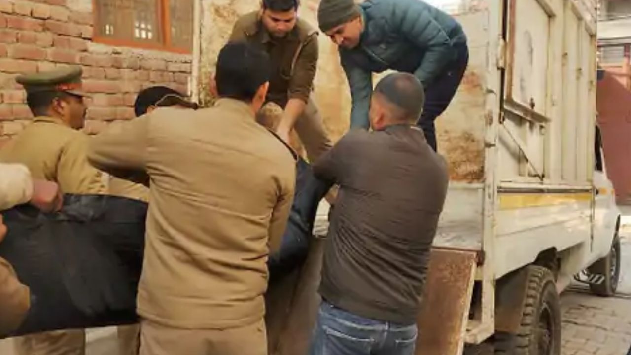 बागपत में दिल दहला देने वाली वारदात, घर की लड़ाई में बीवी को दी खौफनाक मौत