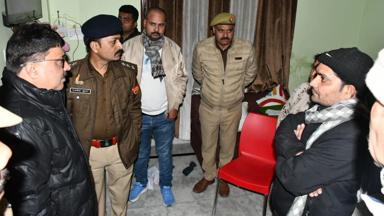 घर में घुसकर महिला अधिकारी को बनाया बंधक, बदायूं में ताबड़तोड़ लूट से दहशत