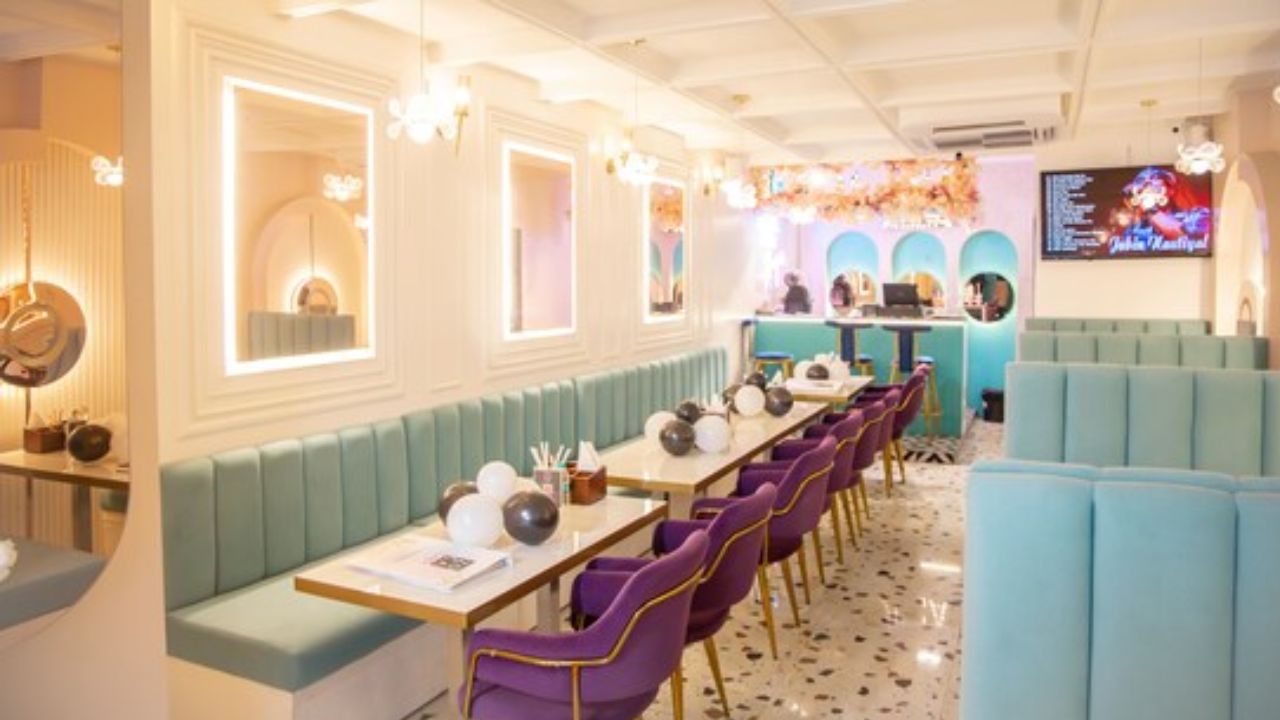 New year पर करनी है पार्टी और खर्चे की सता रही चिंता, तो ये है दिल्ली के बजट-फ्रेंडली कैफे की लिस्ट