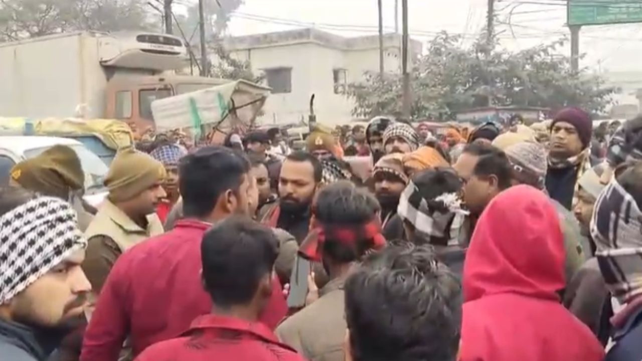 गोरखपुर में आखिरी कॉल बना मौत का पैगाम: रात को घर से निकला युवक, सुबह खेत में मिली लाश