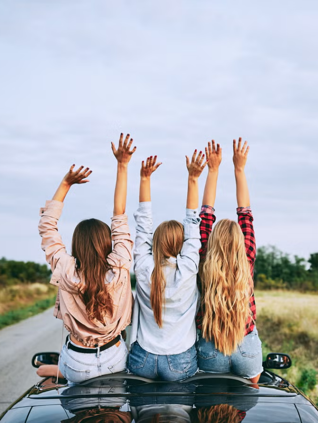 New Year 2026 में दोस्तों के साथ कहां-कहां जाए घूमने ?