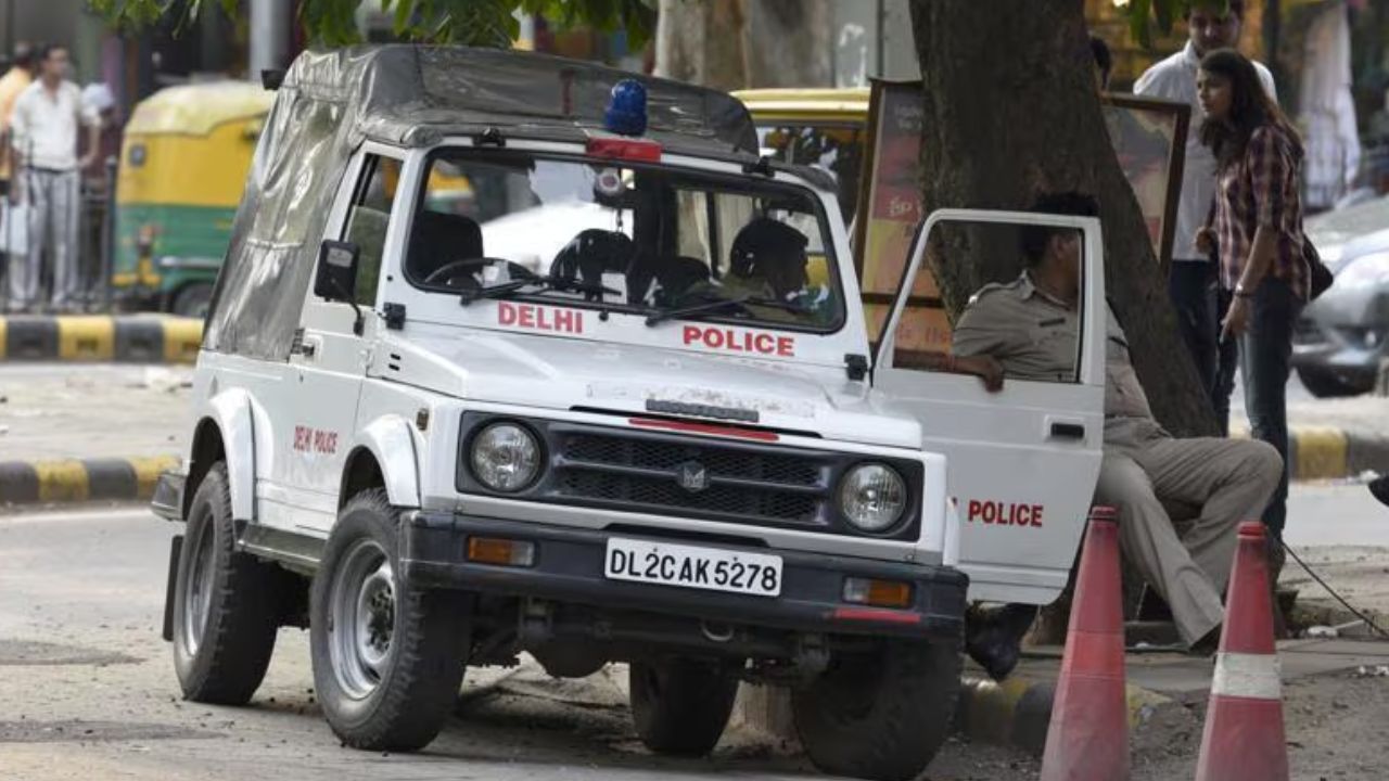 New Delhi: जज पर बदमाश ने सड़क पर किया जानलेवा हमला, वारदात के बाद बोला- पुलिस कुछ नहीं कर सकती