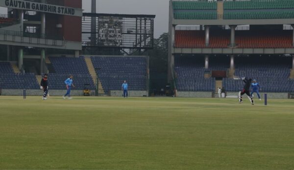 अरुण जेटली स्टेडियम में 22 ओवर का जजों और वकीलों में जबरदस्त टक्कर , cji xi को सुप्रीम कोर्ट बार एसोसिएशन (SCBA) ने हराया