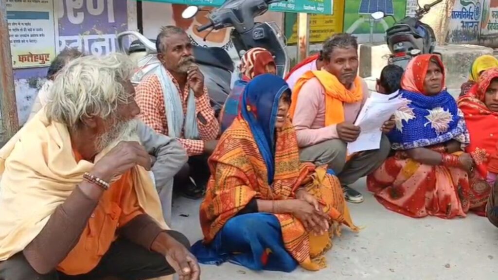 The victim arrived at the police station to file a complaint on Police Station Day