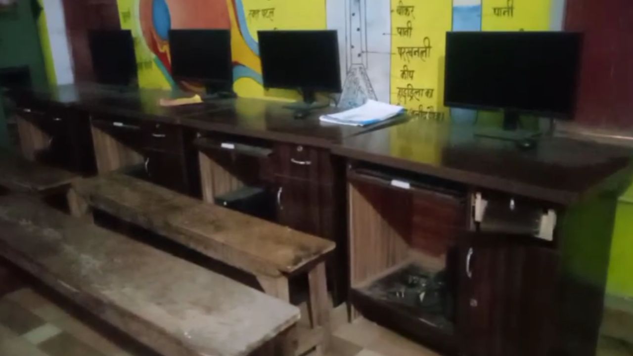 हसवा कंपोजिट विद्यालय में फिर चोरी की वारदात, एक माह में दूसरी बार चोरों ने उड़ाया हजारों का सामान