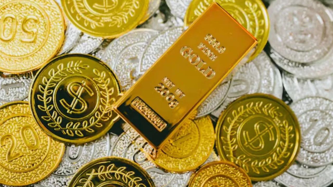 Gold Price Today: क्या आपकी जेब संभाल पाएगी सोने-चांदी के बढ़ते दाम? जानिए बदलाव का संकेत
