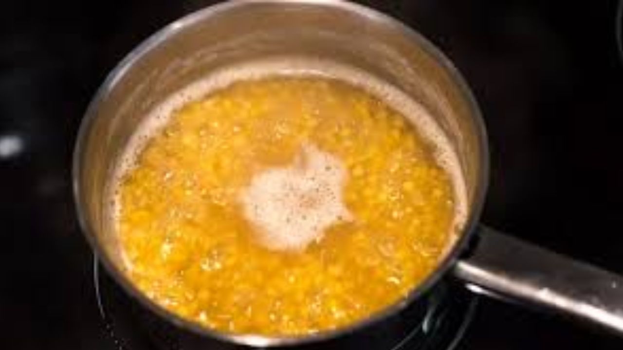 दाल के झाग को लेकर क्या है सच? क्या ये सेहत के लिए खतरनाक है? जानिए सही जानकारी