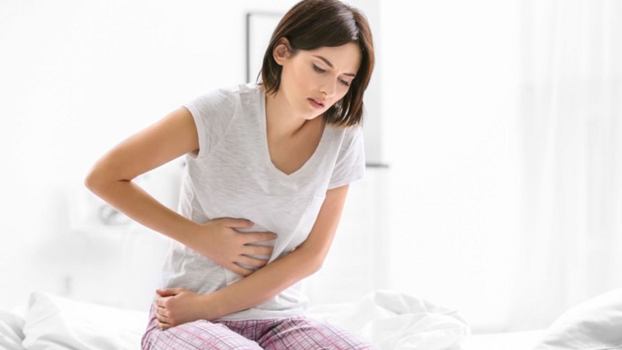 Kidney Health: सर्दियों में किडनी पर भारी पड़ सकती हैं ये आदतें, अभी न सुधारे तो बढ़ेगा खतरा