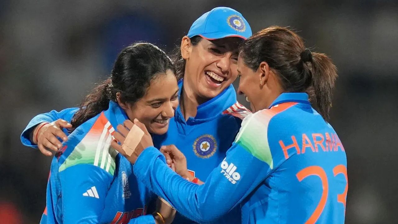 महिला क्रिकेट को नए साल का तोहफा: BCCI ने बढ़ाया खिलाड़ियों का वेतन, जानें अब कितने रुपये मिलेंगे