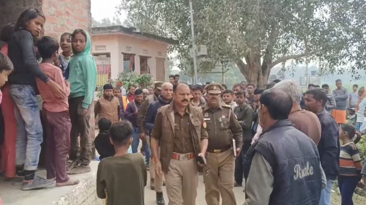 कमरे में मिले दो शव, एक तरफ मां और दूसरी ओर बेटा, कौशांबी में रहस्यमयी मौत