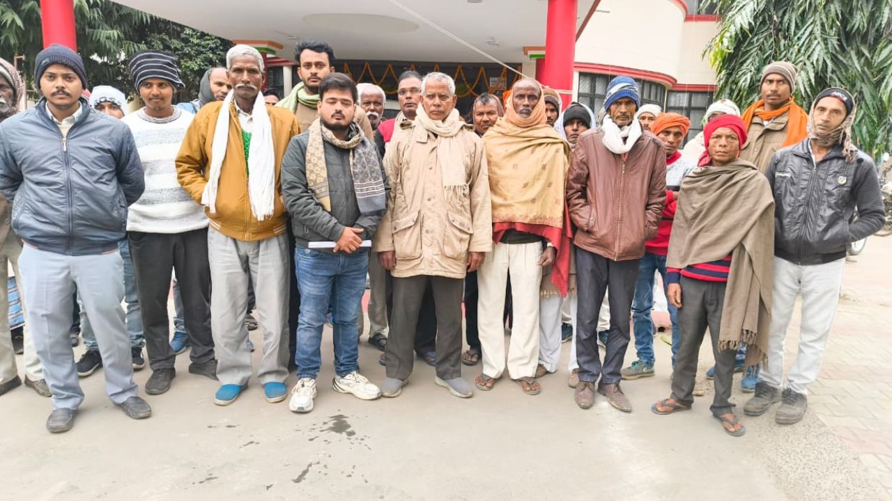 महराजगंज में वोट पर वार! पंचायत चुनाव से पहले सैकड़ों नाम गायब, मुख्यमंत्री तक पहुंची शिकायत