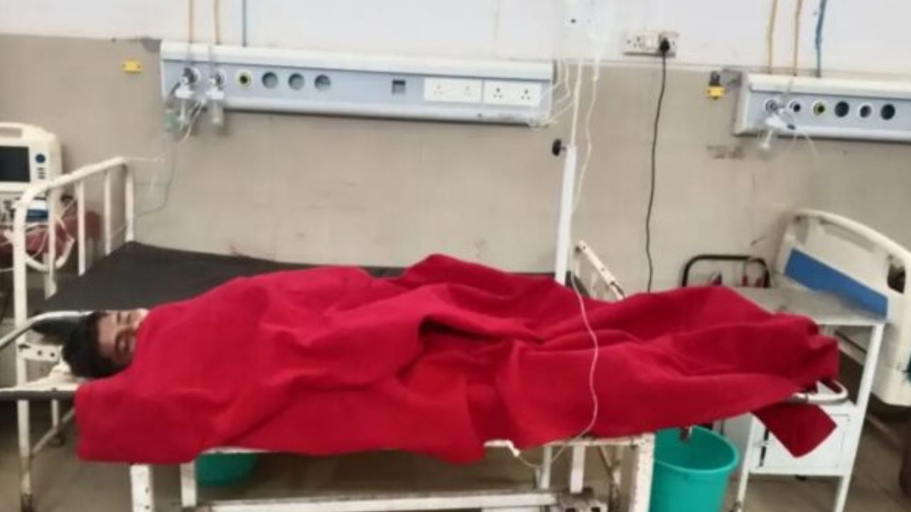 फतेहपुर में एनएच पर हादसा टला! संदिग्ध अवस्था में अचेत मिला युवक