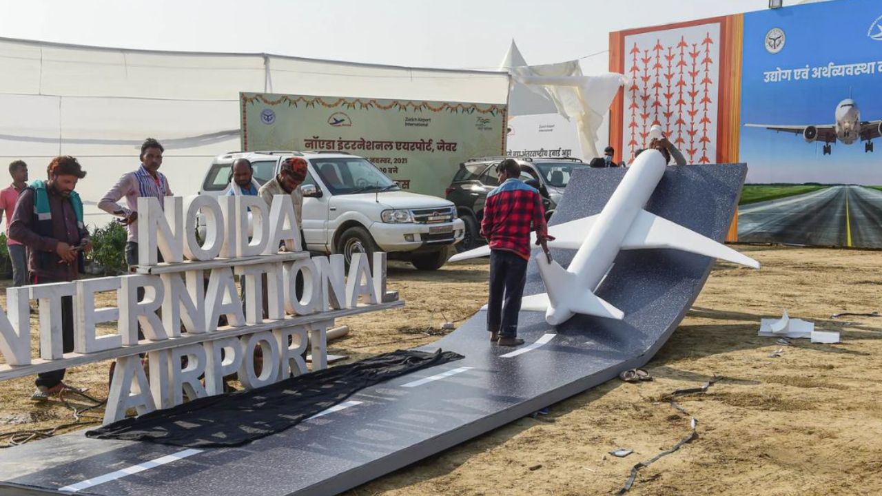 खतरे में देश का सबसे बड़ा एयरपोर्ट, योगी आदित्यनाथ के जाते ही हो गया बड़ा कांड, जानें पूरा मामला