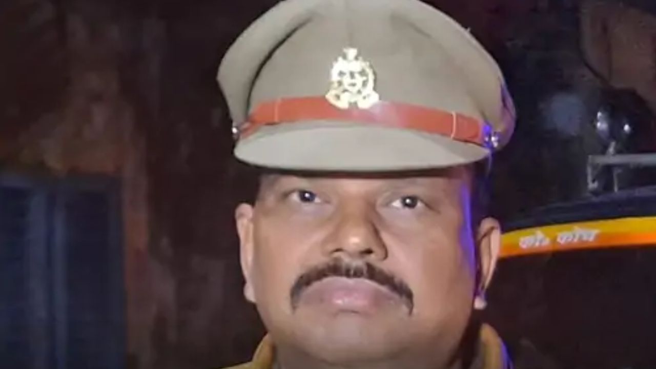 एक रात में जनता की सेवा, भगवान की पूजा और वर-वधु को आर्शीवाद, फिर थाना प्रभारी ने खुद को मारी गोली