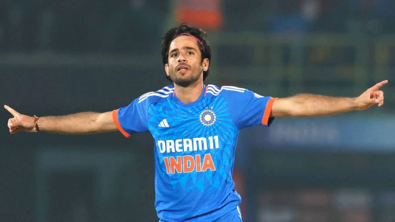 रवि बिश्नोई के लिए इन टीमों के बीच हुई जबरदस्त लड़ाई, राजस्थान रॉयल्स ने लुटाया छप्परफाड़ पैसा