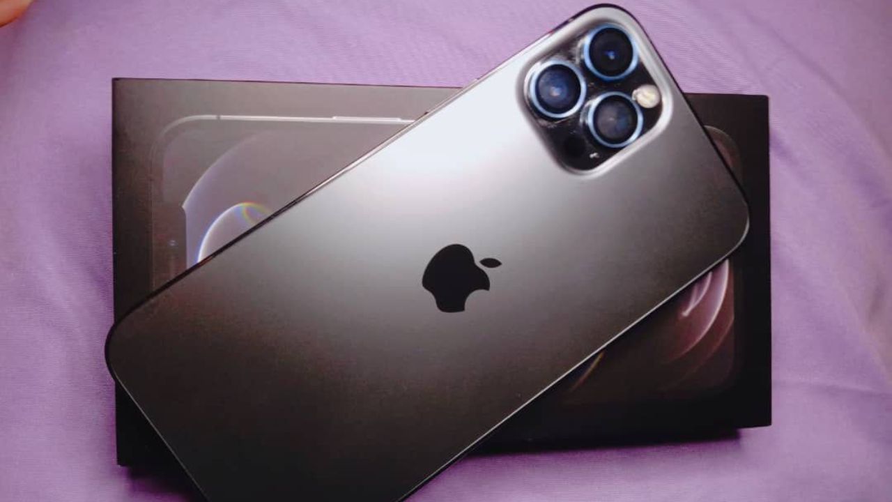 iPhone 17e: कम बजट में ऐप्पल का लेटेस्ट फोन अब जल्द ही आपके हाथ में, जानिए पूरी डिटेल