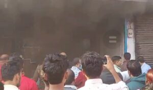 UP News: गोलघर गोरखपुर में मशहूर ‘बेबी लैंड’ में अचानक आग, मचा हड़कंप