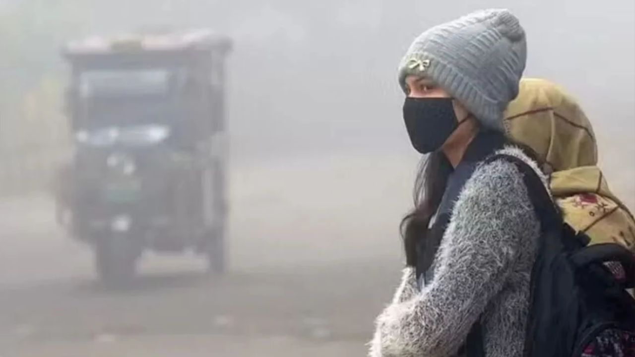 Weather Update: दिल्ली में पारा गिरकर 5 डिग्री तक पहुंच सकता है, पहाड़ी हवाओं ने बढ़ाई ठंडक