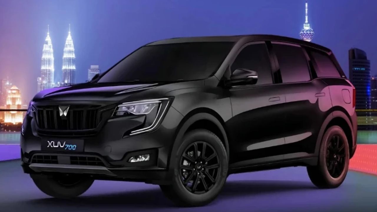 Mahindra XUV 7XO में पेट्रोल और डीजल दोनों इंजन ऑप्शन दिए जाने की उम्मीद है। इसमें 2.0 लीटर का टर्बो पेट्रोल इंजन और 2.2 लीटर का टर्बो डीजल इंजन मिल सकता है। दोनों इंजन पावरफुल परफॉर्मेंस के लिए जाने जाते हैं। ट्रांसमिशन के लिए 6-स्पीड मैनुअल और 6-स्पीड ऑटोमैटिक गियरबॉक्स का विकल्प मिलने की संभावना है। (Img- Internet)