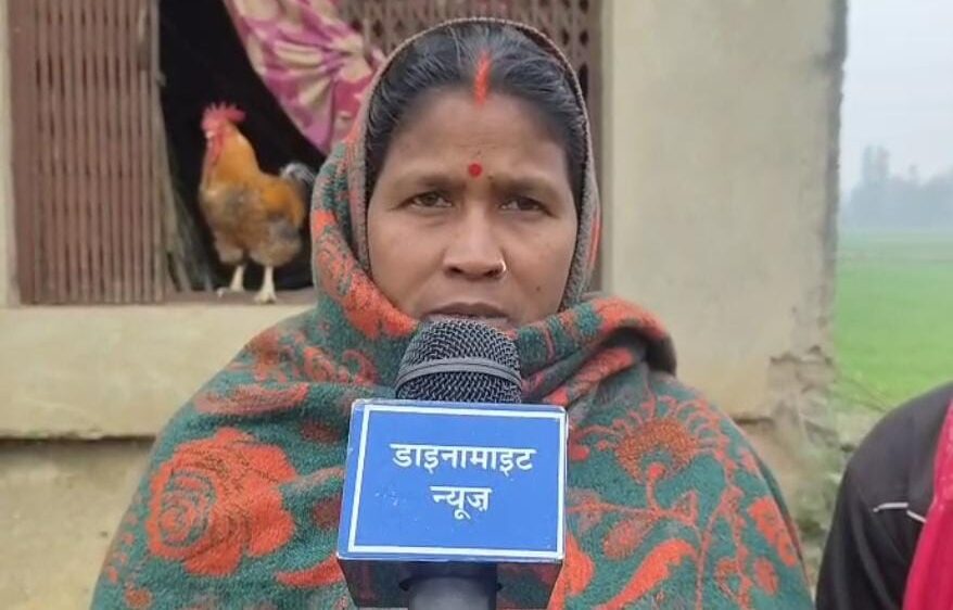 Maharajganj News: गांव के प्रधान पर चौंकाने वाले इल्ज़ाम, गरीब परिवार ने दी शिकायत