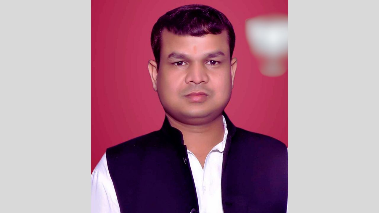 Amethi: सोशल मीडिया पर बीजेपी विधायक को धमकी देने वाले 2 आरोपी गिरफ्तार, मामला दर्ज