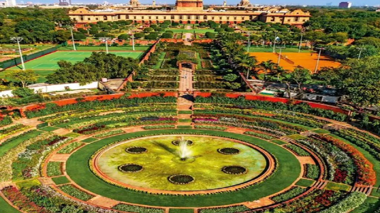 अगर आप भी जाना चाहते है Amrit Udyan, तो यहां जानें पूरी डिटेल