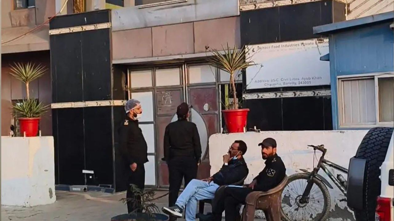 बरेली में ‘रहबर फूड्स’ मीट यूनिट पर GST (SIB) की बड़ी रेड, टैक्स अनियमितताओं की परतें खुलने की आशंका