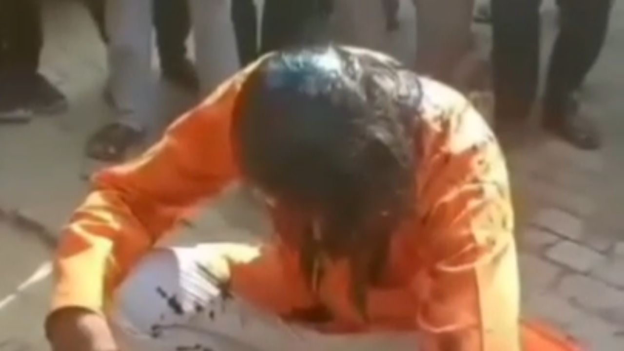 उधार के पैसे मांगे तो मूंछ काटी और चेहरे पर पोती कीचड़, उसके बाद…बरेली का ये मामला आपको अंदर तक झकझोर देगा