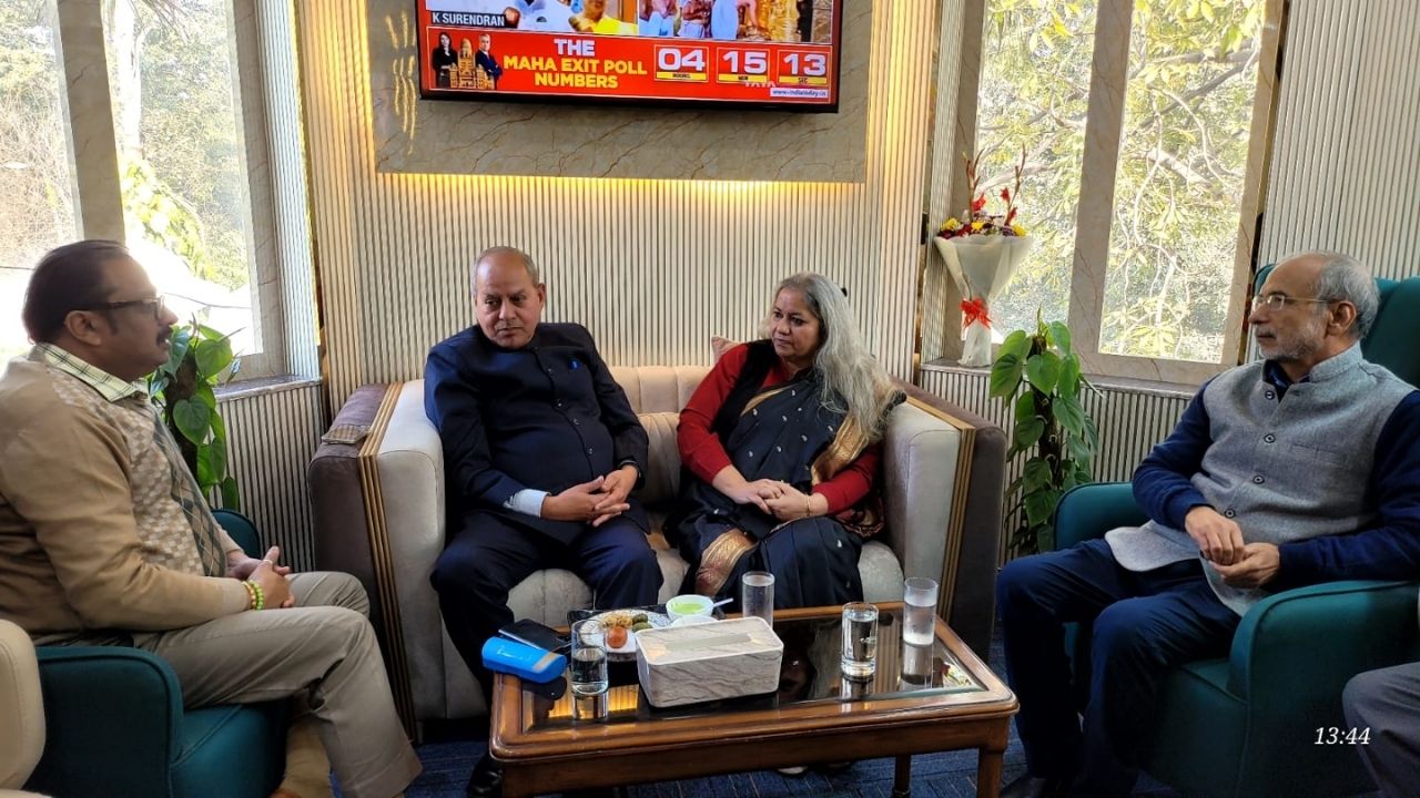 डाइनामाइट न्यूज़ के बोर्ड ऑफ एडवाइजर्स की बैठक में दिग्गजों की मुलाकात; जानिये अहम फैसले…