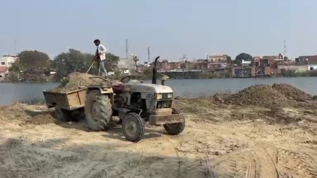 Mainpuri News: प्रशासन की चुप्पी पर उठे सवाल, राजा का ताल निशाने पर; जानिए क्या है पूरा मामला