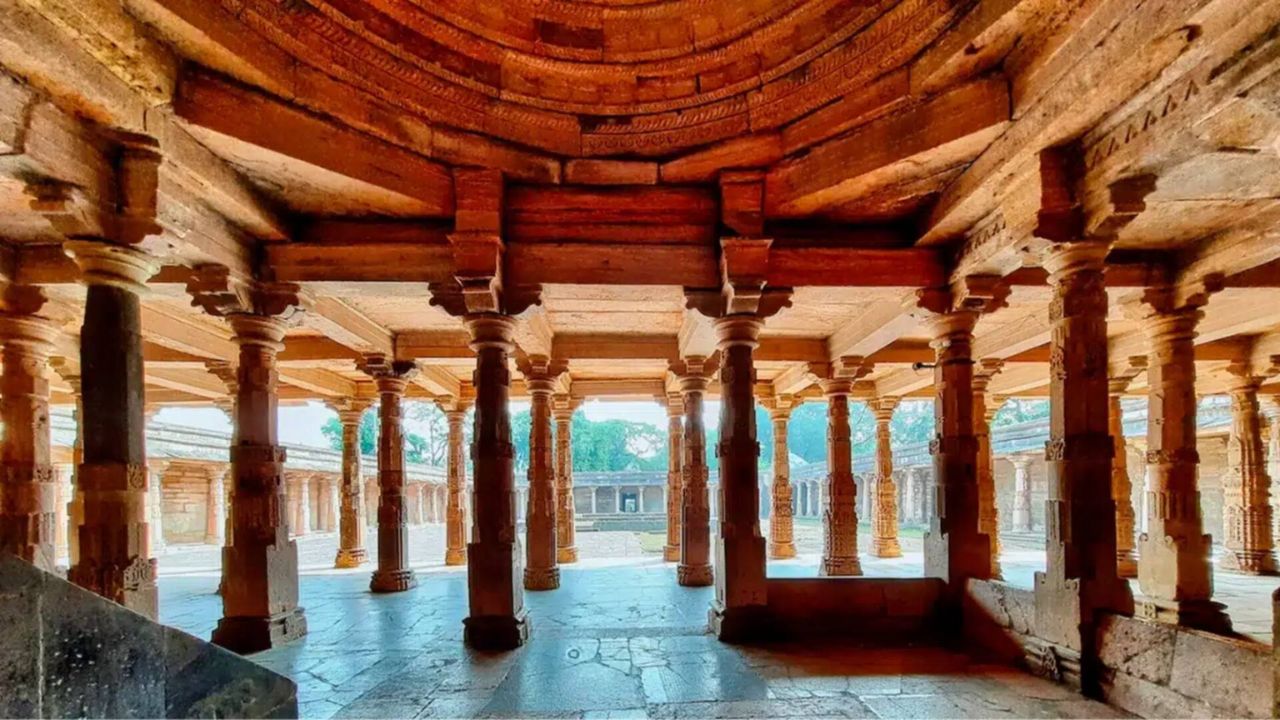 क्या है Bhojshala का इतिहास? जानिये कैसे इस विवाद ने बदली MP की सियासत