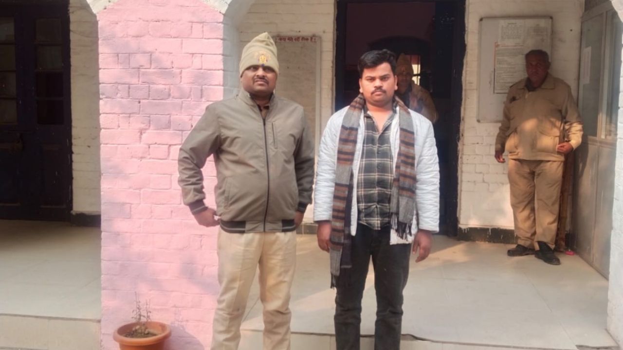 एक्शन मोड में देवरिया पुलिस, हत्या के प्रयास में शामिल युवक को धर दबोचा, बड़े खुलासे के बाद इलाके में फैली सनसनी