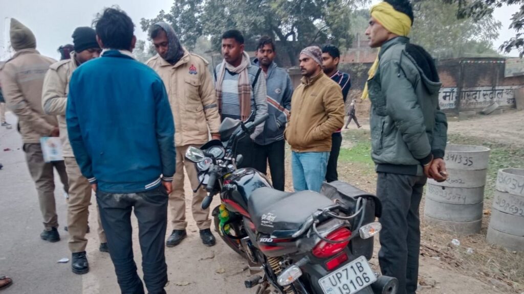 Fatehpur Road Accident